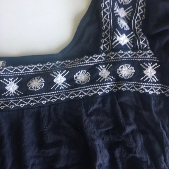 Mudd black square neck embroidered blouse - Picture 3 of 6